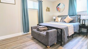 2 chambres, fer et planche à repasser, Wi-Fi, draps fournis