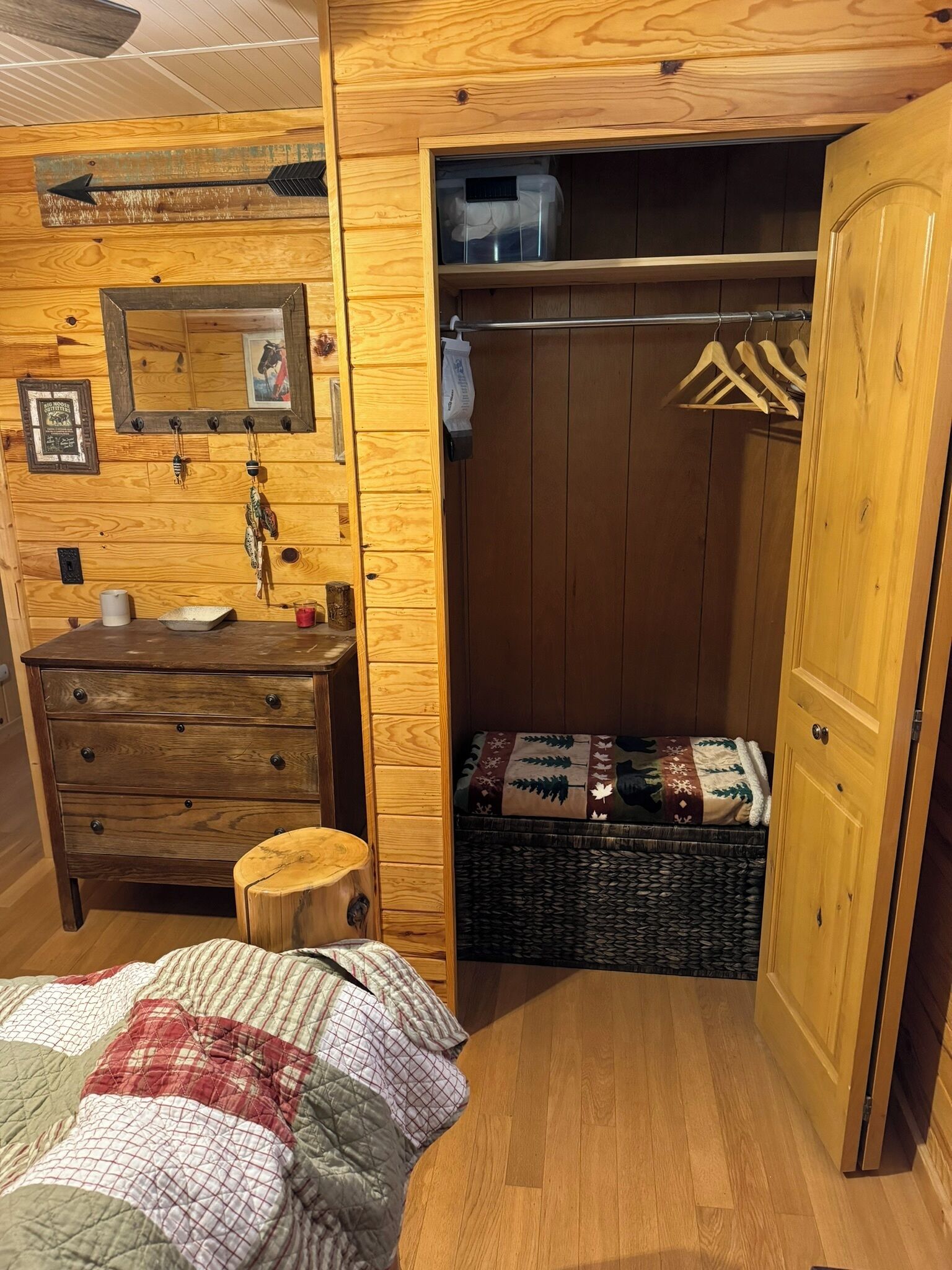 3 عدّة غرف نوم وواي فاي مجانًا وملاءات أسرّة