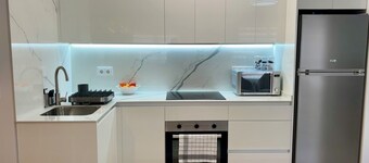 Piso en el Corazón de Águilas con Aire Acondicionado y Wifi