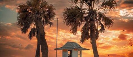 Liegestühle, Strandtücher