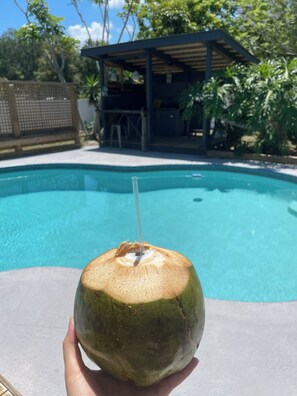 Piscina externa, piscina aquecida