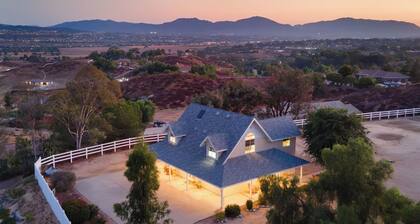 Wine Country Retreat Gorgeous Views, Minutes to Wineries