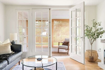 Contemporary Camas Retreat