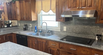 Three bedroom house in the country outside West Point with lots of living space