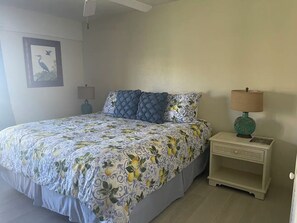 2 soverom, strykejern/-brett, wi-fi og sengetøy