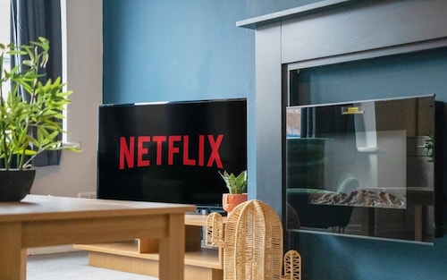 NEW Sleeps 6 in Norton FREE wifi