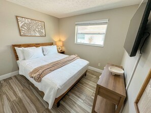 2 Schlafzimmer, Bügeleisen/Bügelbrett, WLAN, Bettwäsche