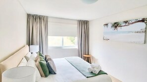 2 bedrooms, desk, free WiFi, bed sheets