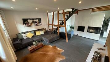 TV connectée, cheminée