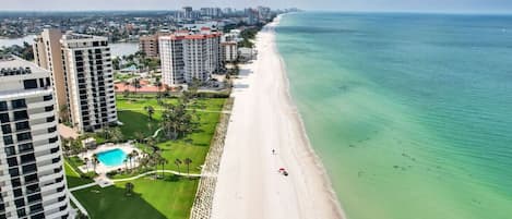 Playa en los alrededores