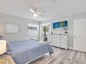 4 bedrooms, desk, iron/ironing board, travel cot