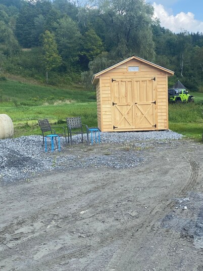Off Grid Glamping Shed with River Access 