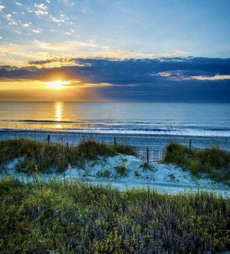 4 Bed/3Bath/Centrally Located