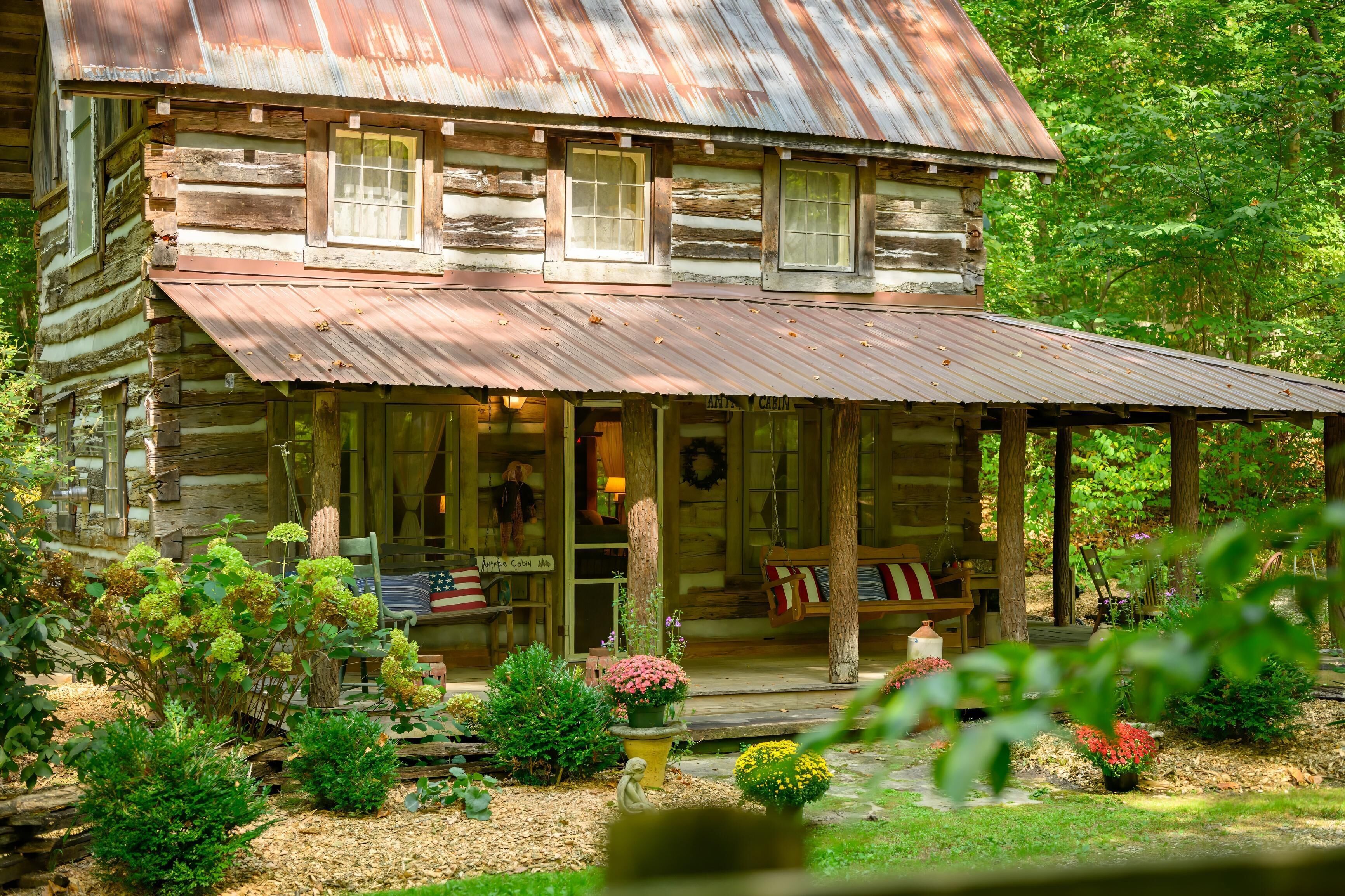 Welcome to Antique Cabin