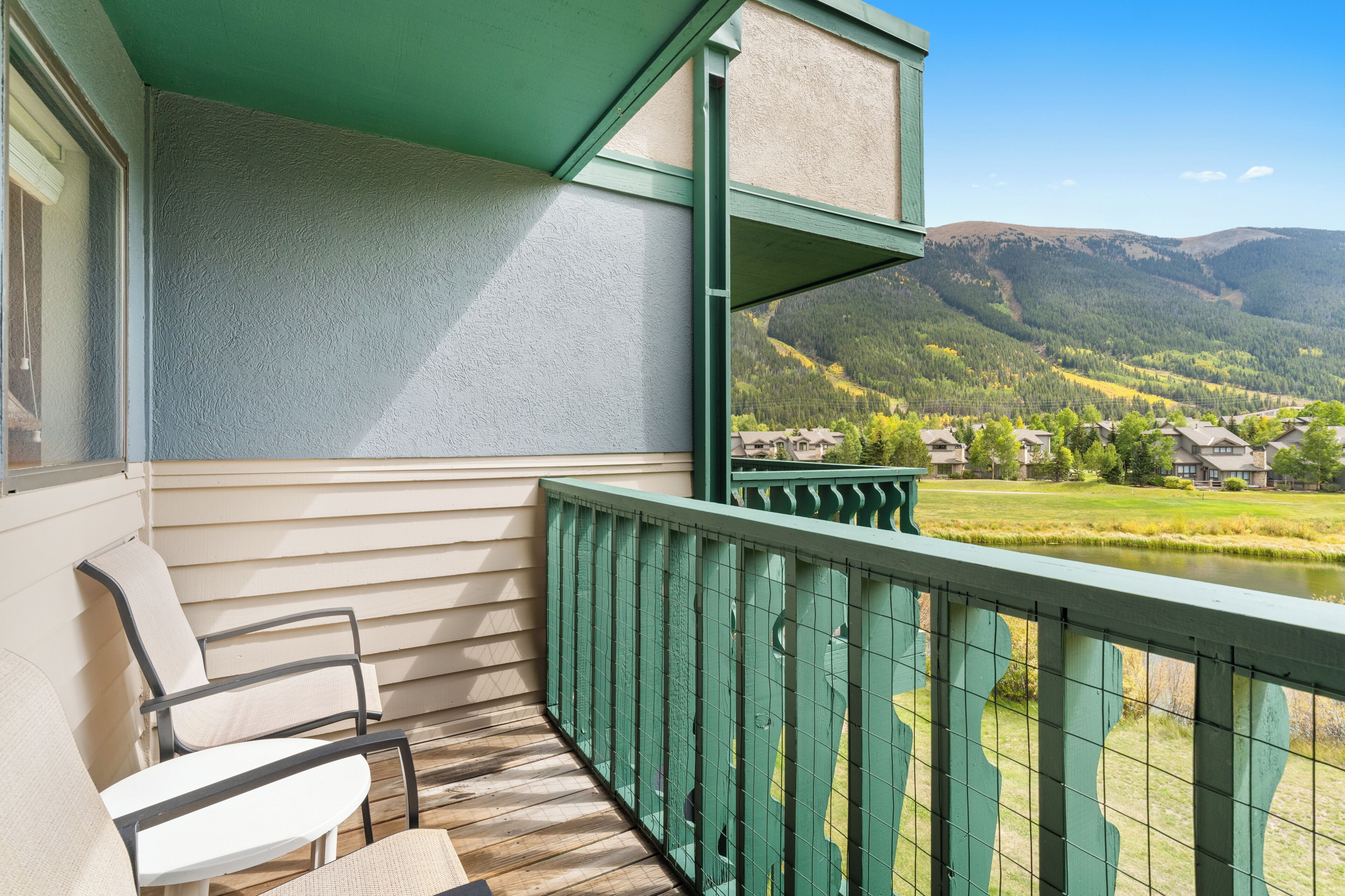 Condo (2 Bedrooms) | Property amenity
