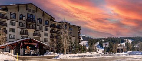 Apartment (2 Bedrooms) | Exterior