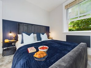 1 Schlafzimmer, Schreibtisch, Bügeleisen/Bügelbrett, WLAN