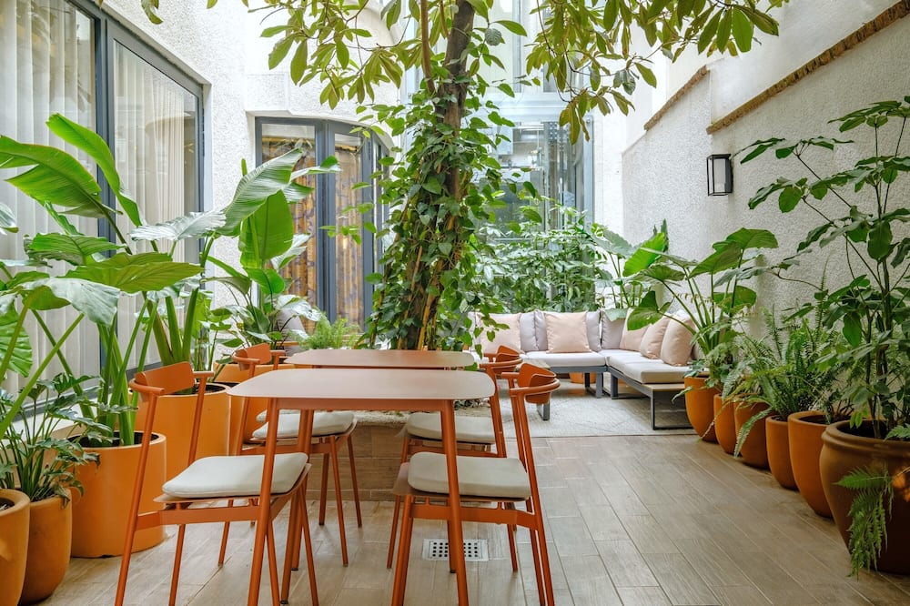 District Polanco by Lumina