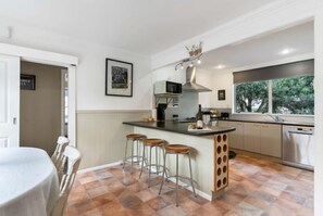 Microwave, oven, stovetop, dishwasher