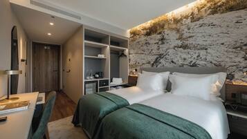 Habitación con 2 camas individuales, no fumadores | Caja fuerte, escritorio, cortinas opacas y sistema de insonorización