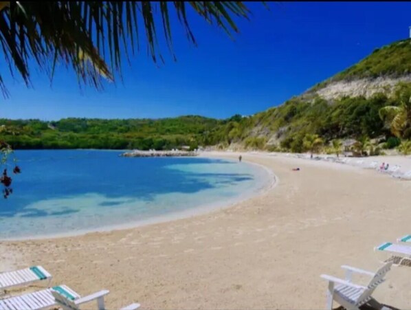 Beach - Oceanview 3-bedroom Atlantic Breeze Villa, Antigua & Barduda, Willikies AC, WiFi (Freetown saint Philips)