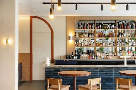 Bar (on property). HotelMOTEL Adelaide, an EVT Hotel