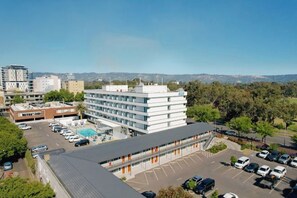 Unclassified image, 5 of 19, button - HotelMOTEL Adelaide (Adelaide)