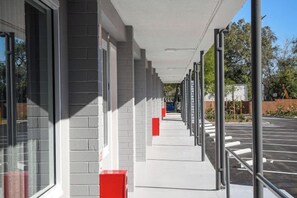 Unclassified image, 3 of 19, button - HotelMOTEL Adelaide (Adelaide)
