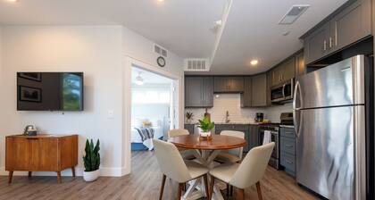 NEW! Wine, Beaches & Brew Getaway - Downtown TC