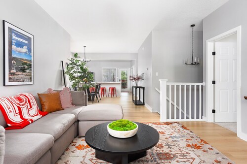 Little 5 Condo: King Beds | Ping-Pong | Garage