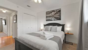 2 chambres, fer et planche Ă repasser, Wi-Fi, draps fournis