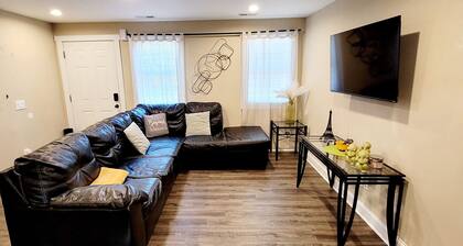 Cozy 3BR/2BA Home Near Downtown Monroe & Waxhaw with Fire Pit + Patio