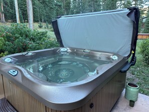 Utendørs boblebad