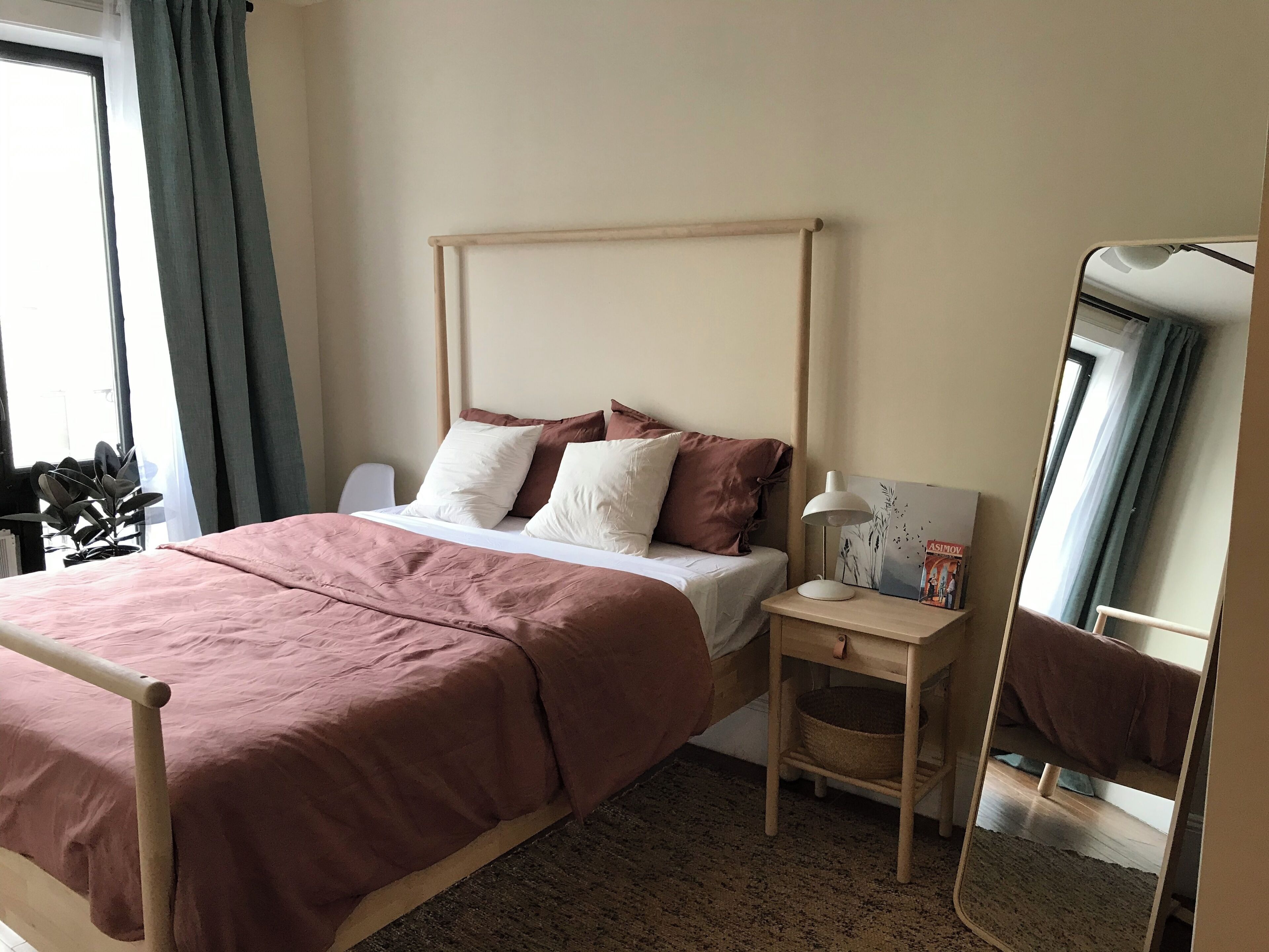 2 habitaciones, tabla de planchar con plancha y wifi gratis 