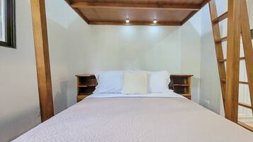 Escrivaninha, Wi-Fi de cortesia, roupa de cama