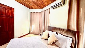 واي فاي مجانًا وملاءات أسرّة