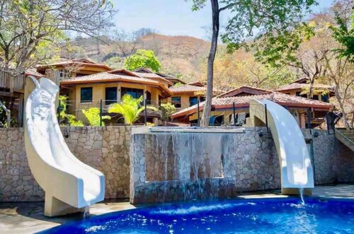 Cozy Two Bedroom in Playa Hermosa