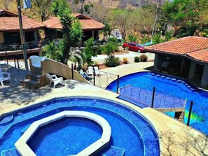 Pool - Cozy Two Bedroom in Playa Hermosa (Playa Hermosa)
