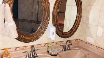 Dusche, Haartrockner