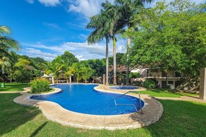 Pool - Cozy Little Dreams in Ocotal (Playa Ocotal)