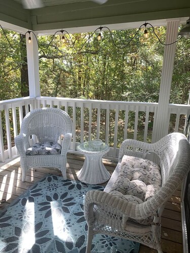 Cozy Bear Condo, Heart of FFB, UTV Friendly!