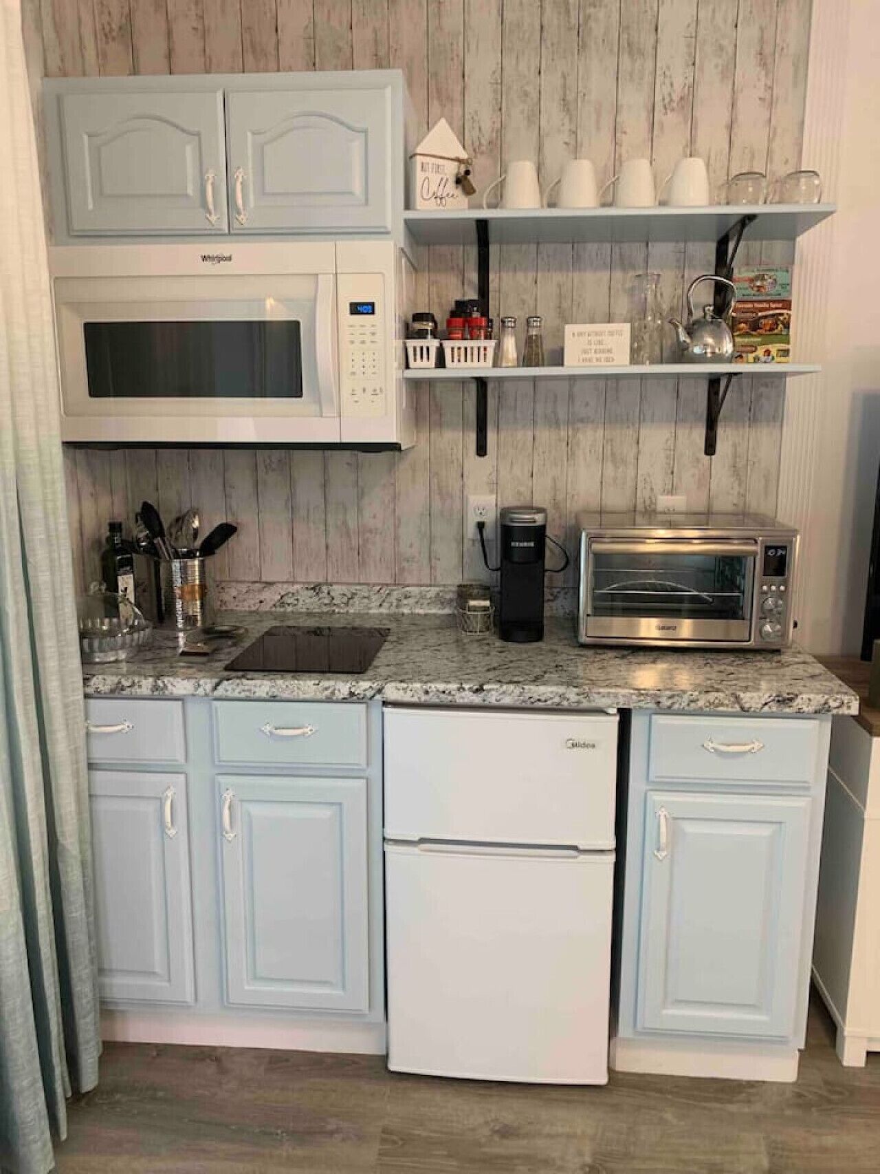 Microones, forn, cafetera i tetera i torradora 