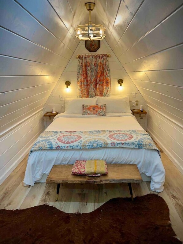 1 Schlafzimmer, Schreibtisch, Reisekinderbett, WLAN