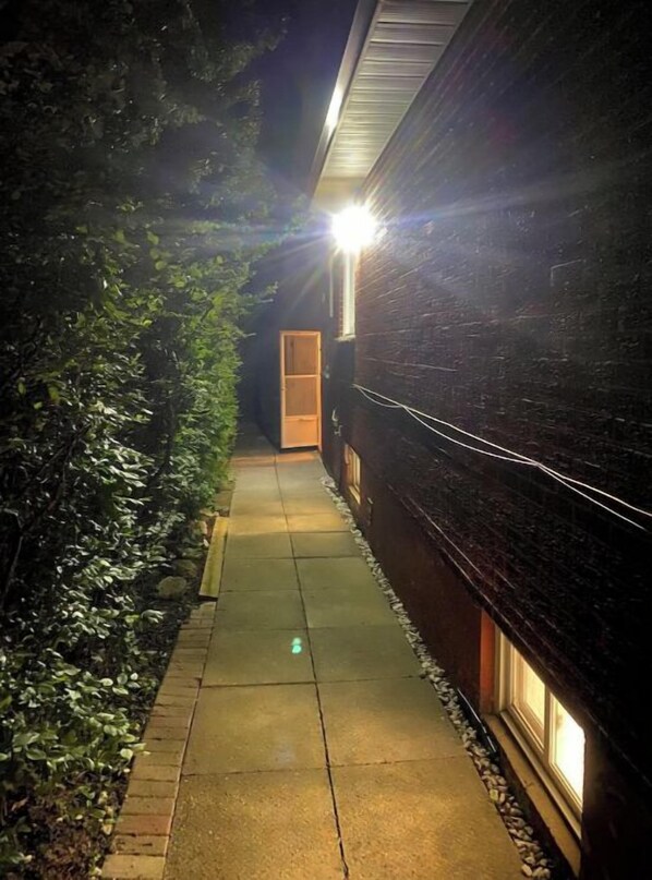 Property grounds - Sam’s House /G05 (Toronto)