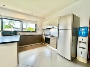 Fridge, microwave, oven, stovetop - Beachfront 3BD 3BA with Awesome pool facing Playa Popy (Las Terrenas)