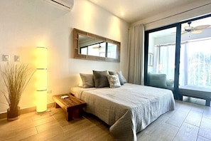 2 chambres, bureau, fer et planche à repasser, accès au Wi-Fi (inclus)