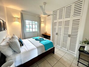 2 bedrooms, desk, iron/ironing board, free WiFi