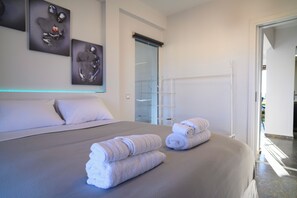 2 Schlafzimmer, Schreibtisch, Bügeleisen/Bügelbrett, kostenloses WLAN