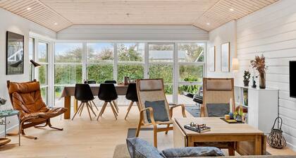 Lovely home in Børkop with sauna