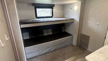 2 bedrooms, bed sheets